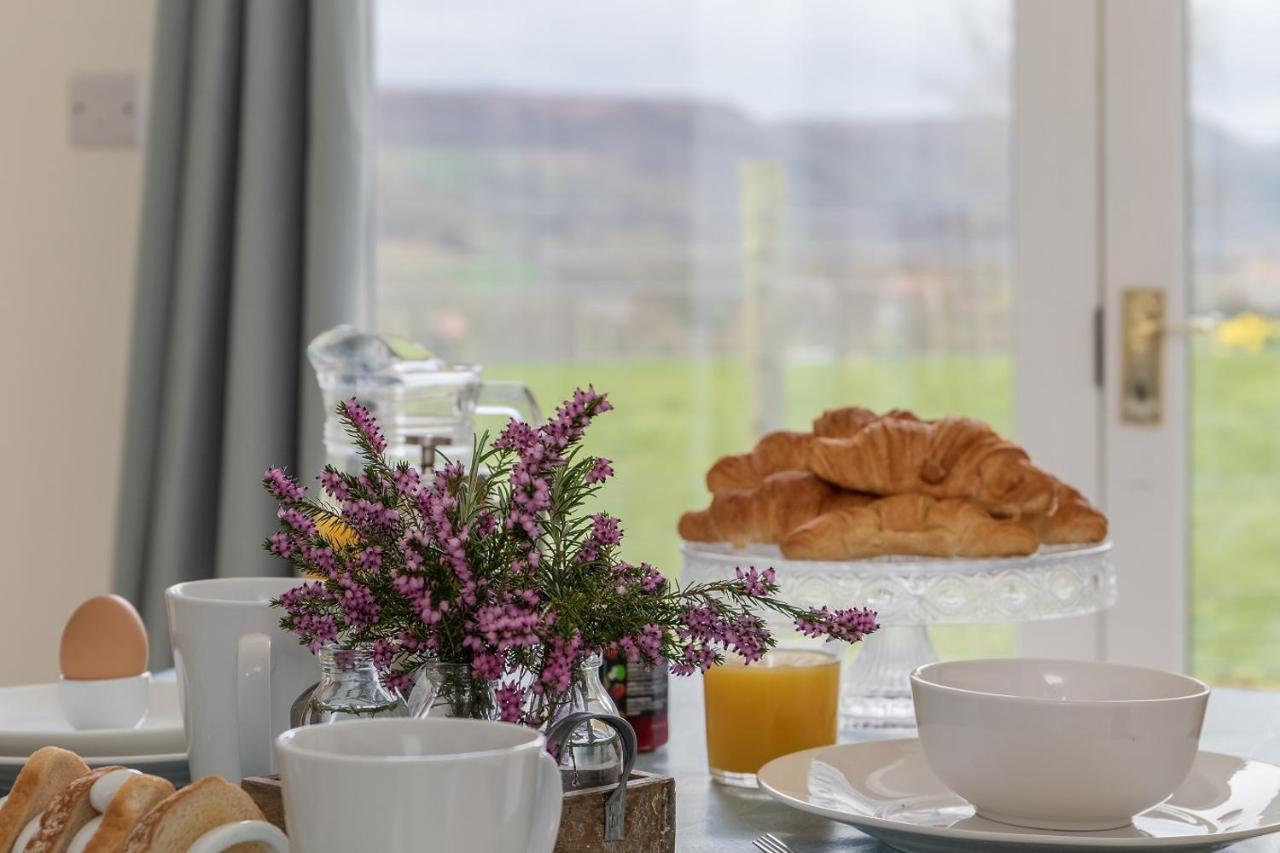 The Grainary Cottages スカーバラ エクステリア 写真